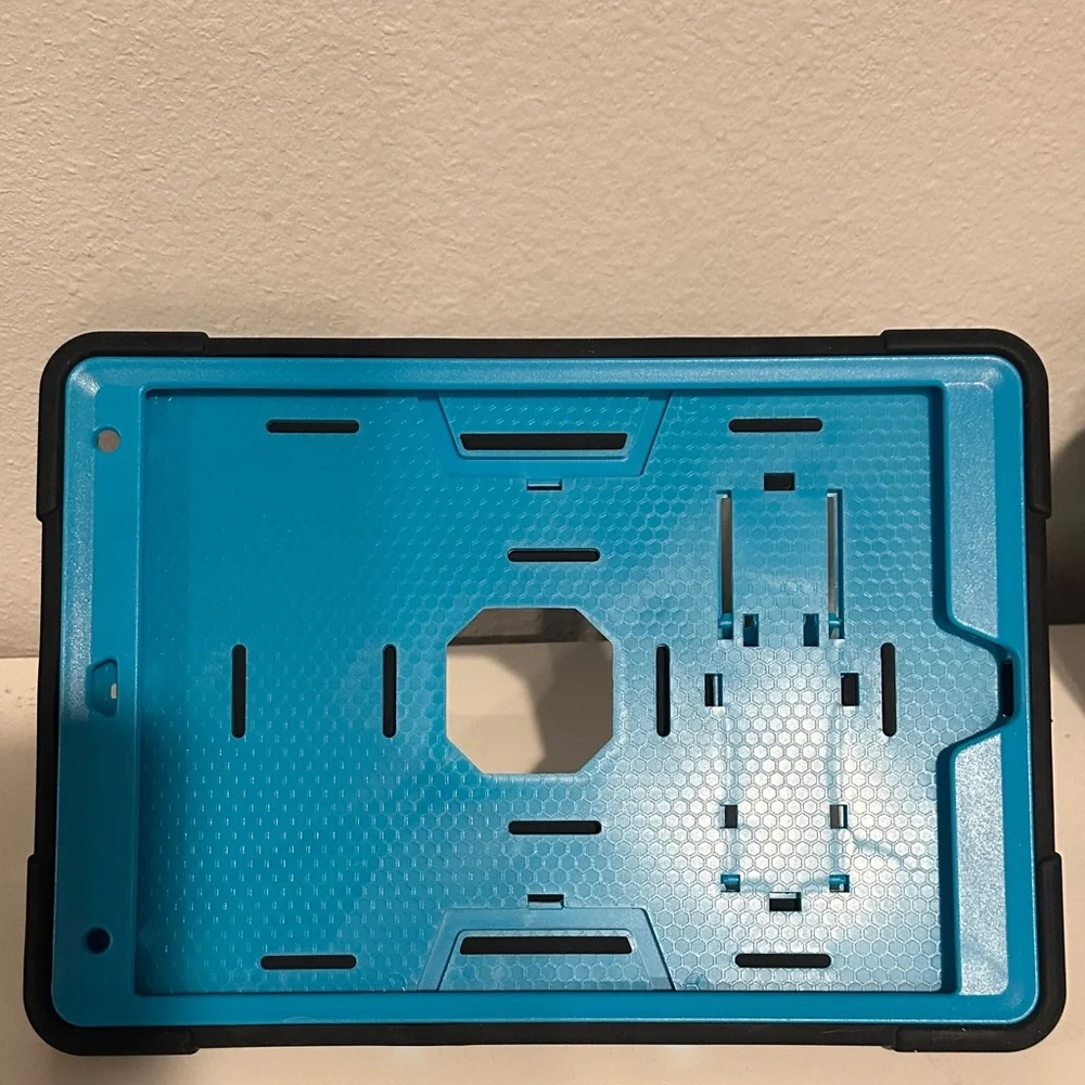 IPad hard case Blue and Black Tablet Case 9th Generation IPad
